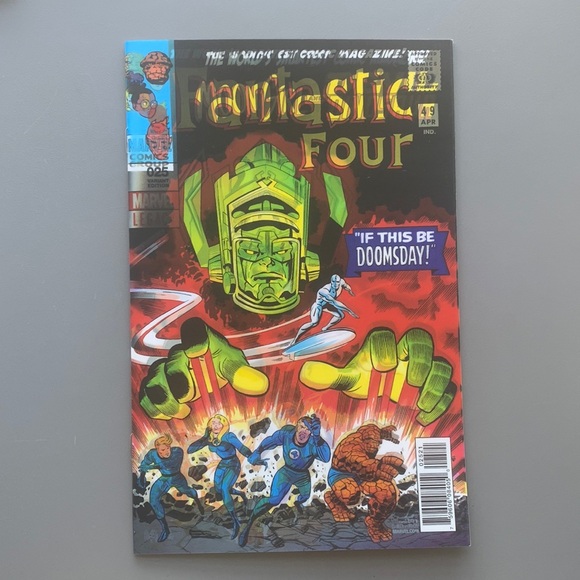 (C22) 2018 MOON GIRL DEVIL DINOSAUR 25 FANTASTIC FOUR 49 LENTICULAR COMIC - Picture 1 of 6